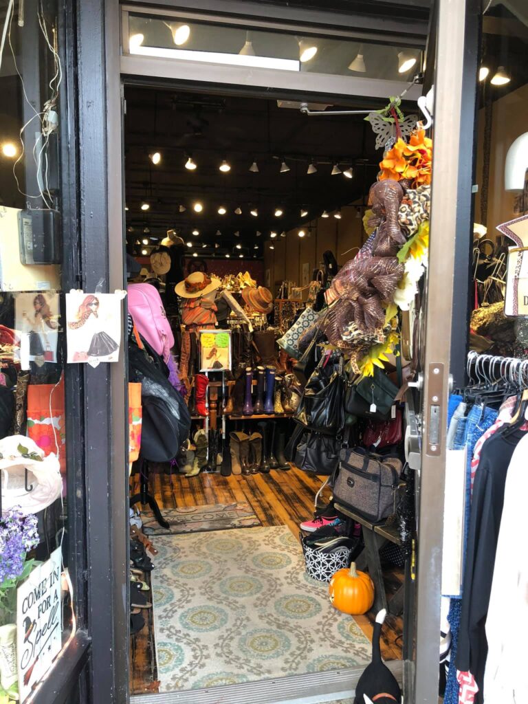 76645591_2396811417234239_1160998843442003968_o